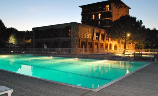 Castel Luberon (hotel) - Kids-Campings.com