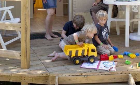 Kamperen met een baby: wat niet vergeten?