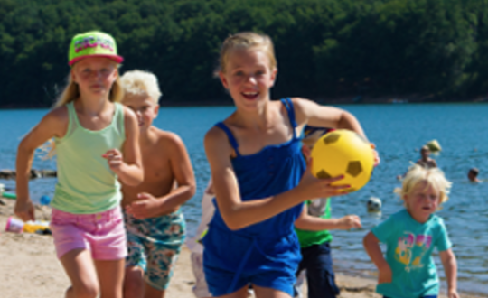 Camping Soleil Levant - Kids-Campings.com