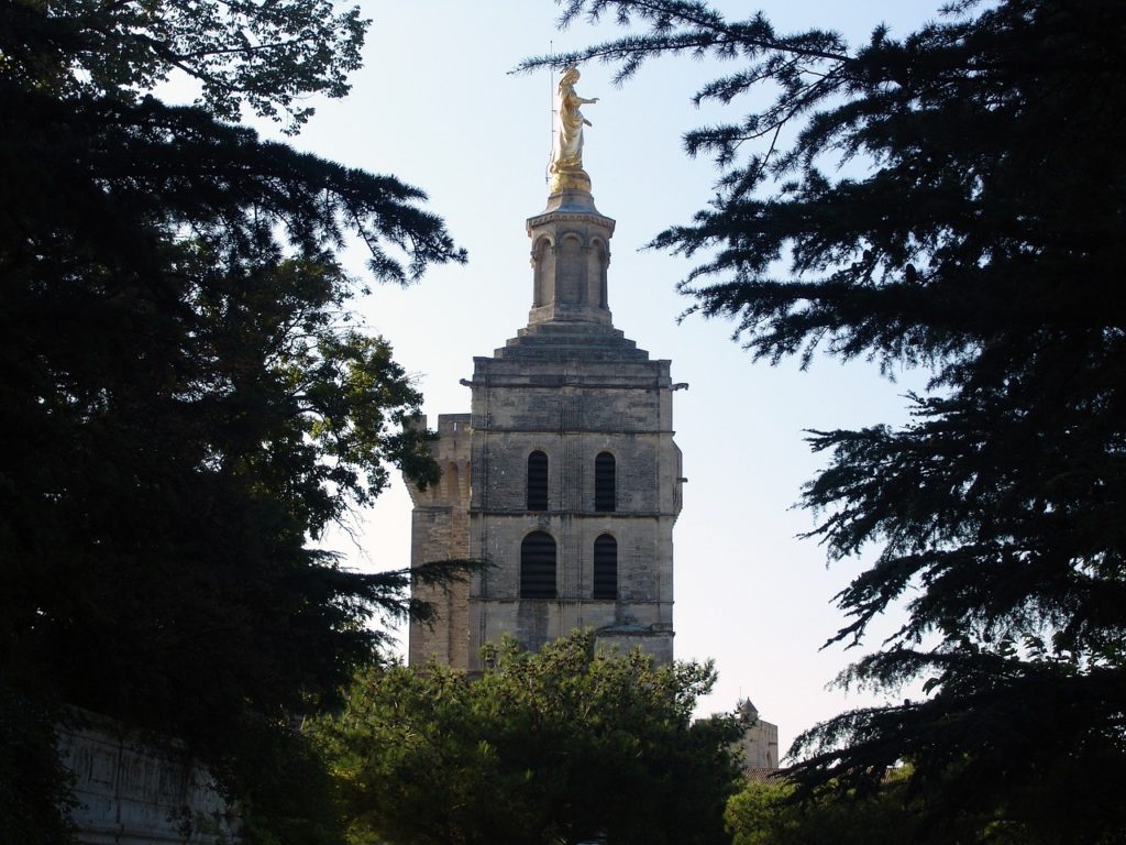 Notre Dam des Doms d'Avignon