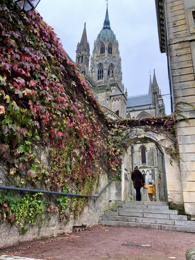 kathedraal bayeux herfst