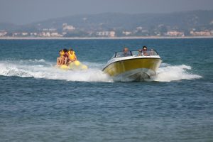 Bananenboot Istrië vakantie naar Kroatië met kinderen via Kids-Campings.com