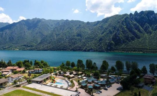 Verblijf direct aan het Idromeer op Lago Idro Glamping Boutique